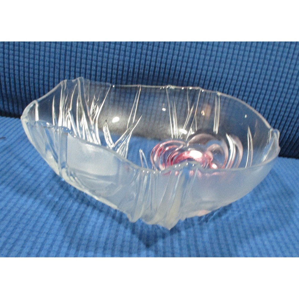 Mikasa Frosted Glass Tulip Bowl Pink Flower Embossed Shell Shape 11 Inch Vintage